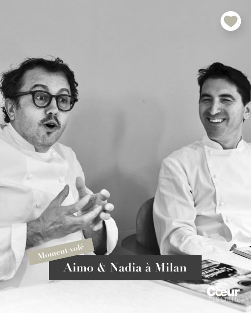 Moment volé entre Alessandro et Fabio à @aimoenadia, Milan.
.
L’un est de l’Italie du Nord et l’autre de l’Italie du Sud. L’un « danse sur les tables » et l’autre est dans la réflexion rigoureuse. Alessandro et Fabio sont comme deux frères qui n’ont pas le même caractère ni les mêmes racines. Mais ils sont unis par une profonde amitié et par le même désir de vous accueillir avec cette chaleur unique qui vous enveloppe lorsque vous arrivez chez eux : un concentré joyeux de « l’ospitalità italiana »

👉 À découvrir dans la revue @lecoeurdeschefs Numéro 19 “Les moments volés”
.
❤️ Entrez dans l’itinéraire “La Route du Coeur” ! Devenez ambassadeur/diffuseur de @lecoeurdeschefs en partageant la revue dans votre Maison (Lien en bio : « La Route du Coeur ».) Vous pouvez également vous abonner ou commander un numéro paru (Lien en bio : « La boutique »).
.
#lecoeurdeschefs #momentsvoles #aimoenadia #fabiopisani #alessandronegrini